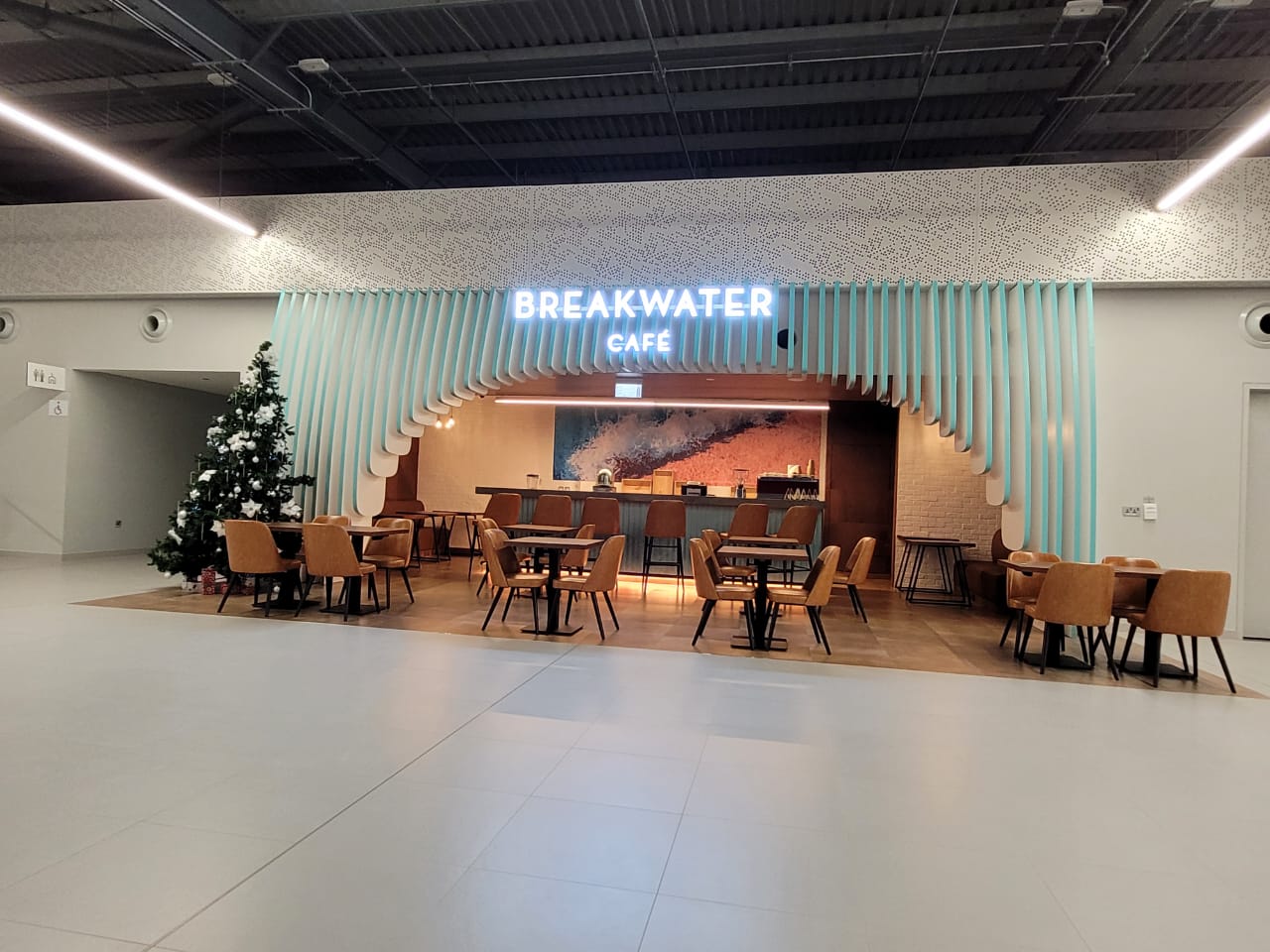 Breakwater Cafe (15)
